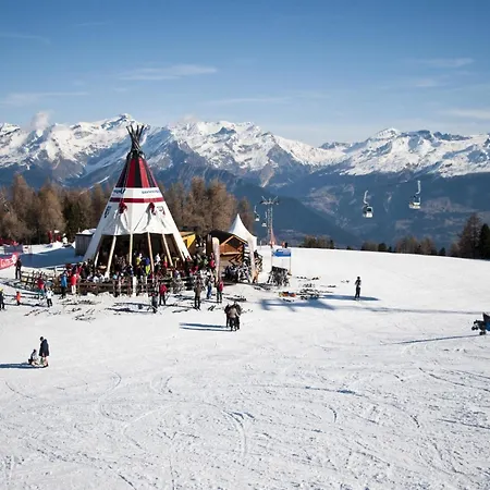 Near Piste Des Mayens Ski-slope *