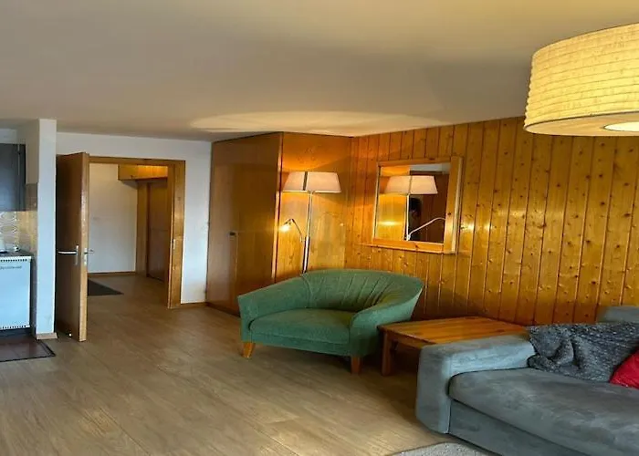 Near Piste Des Mayens Ski-slope 아파트 *