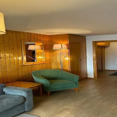 Near Piste Des Mayens Ski-slope *